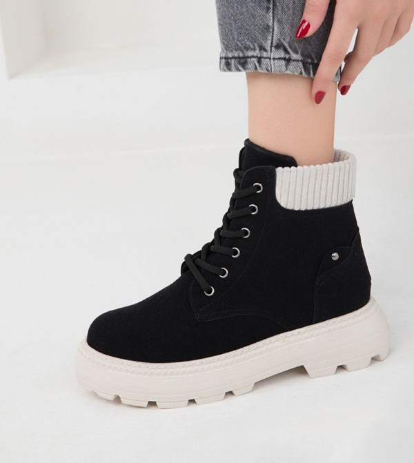 سوهو - أوتليت  - أسود Ankle length Boots