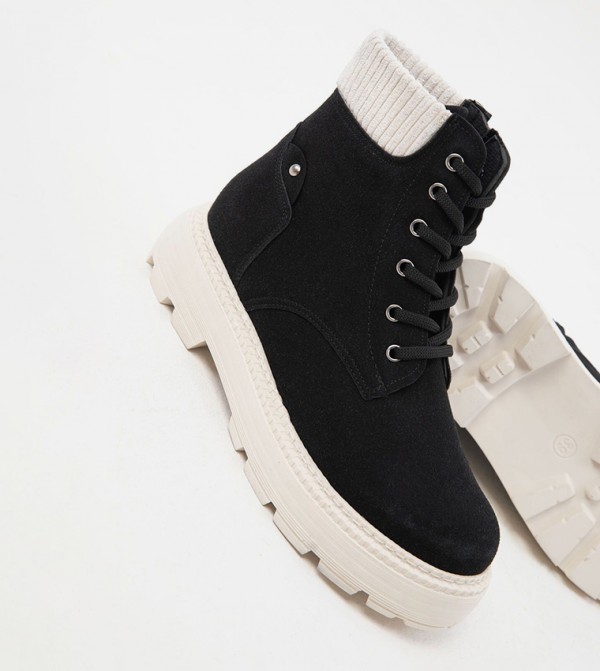 سوهو - أوتليت  - أسود Ankle length Boots