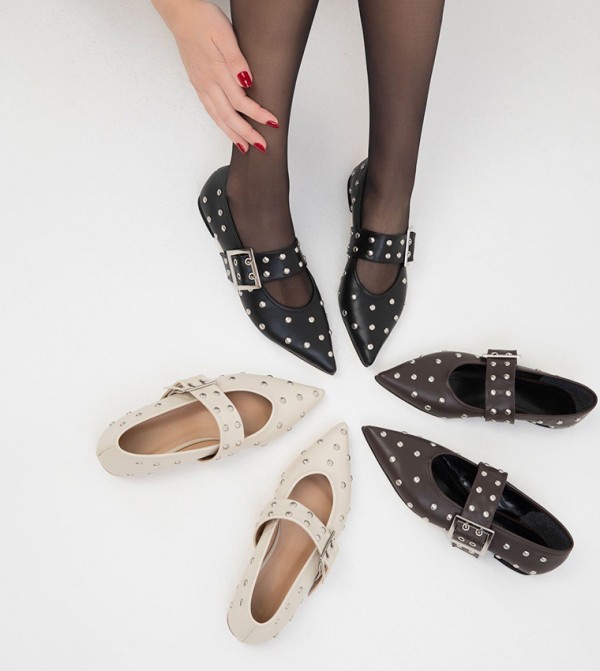 سوهو - أوتليت  - أسود Mary Janes