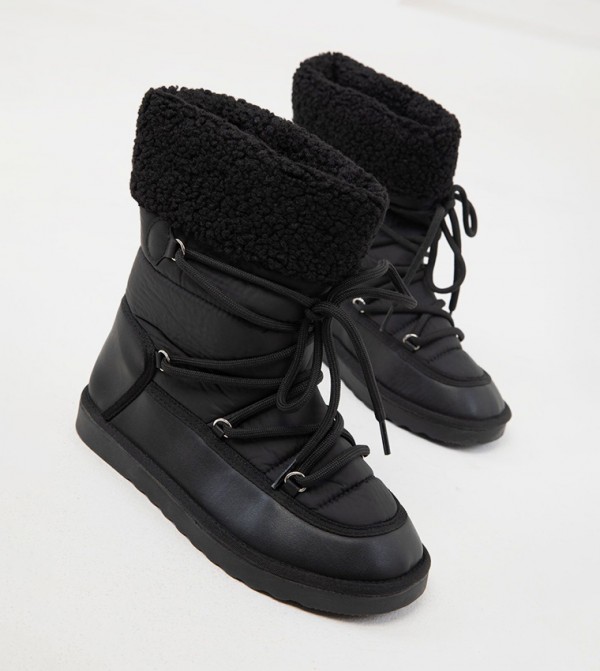 SOHO  - Black Ankle length Boots