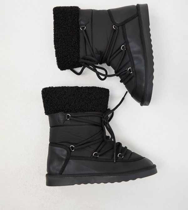 SOHO  - Black Ankle length Boots