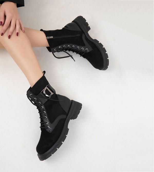 سوهو - أوتليت  - أسود Ankle length Boots