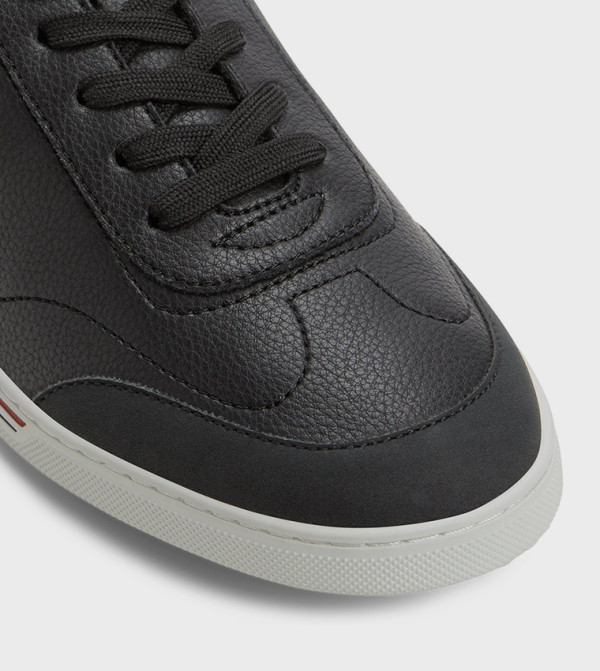 Call it Spring Call It Spring - Black Low Top