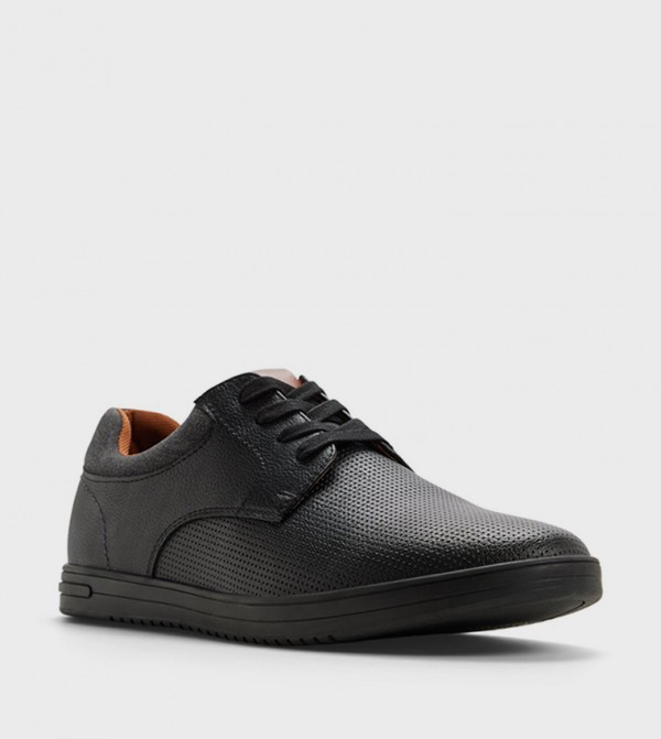 Call it Spring Low Top - Black Low Top