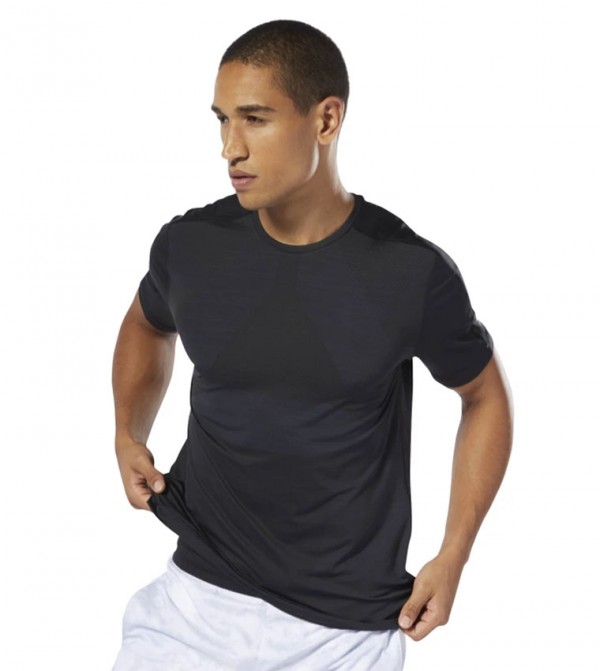 Reebok Reebok - Black Casual T-Shirts