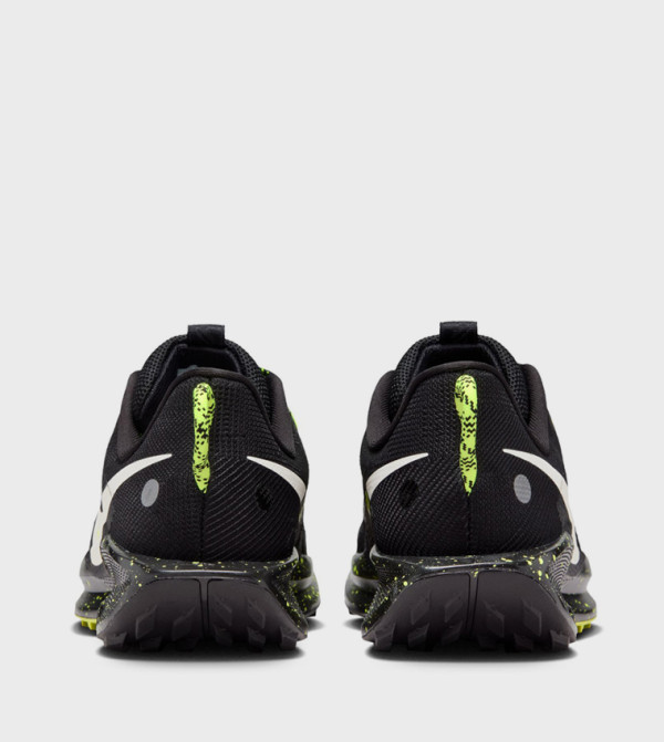 Nike Shoes - Black Running Shoes