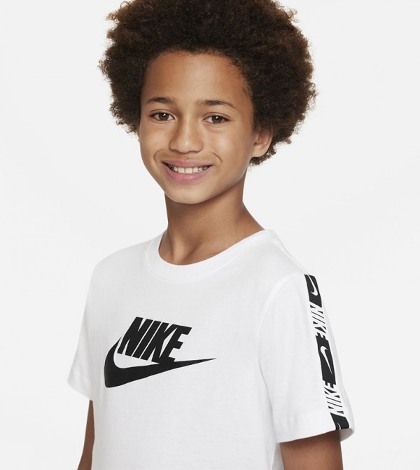 نايك تيفا - أبيض T-shirts