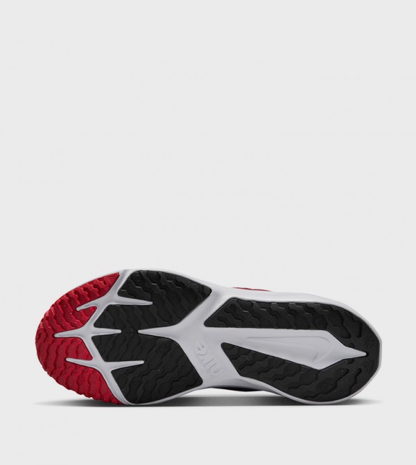 Nike  Sports Shoes - Black Low Top
