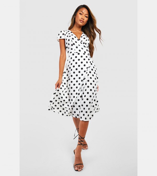 boohoo - Outlet  - White Casual Dresses