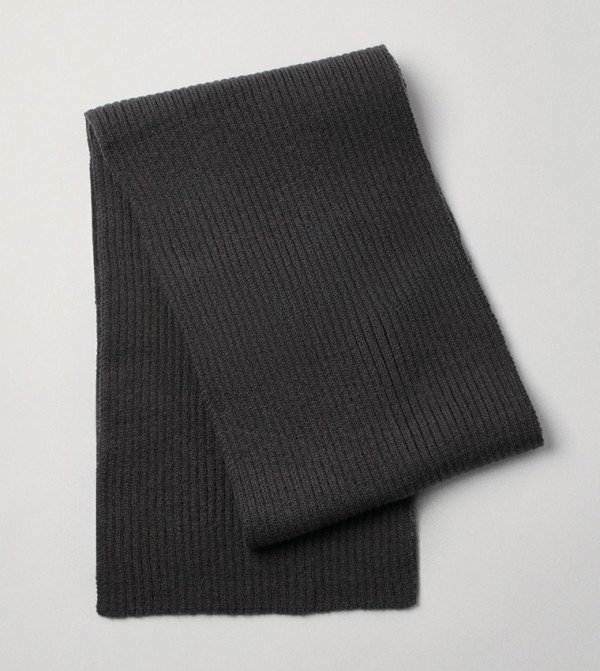 Maine  - Charcoal Knit
