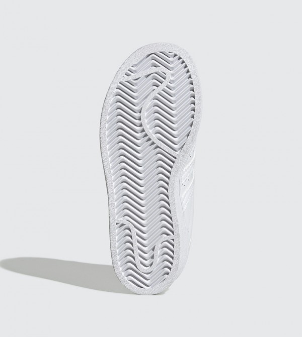 Adidas  Sneakers - White Low Top