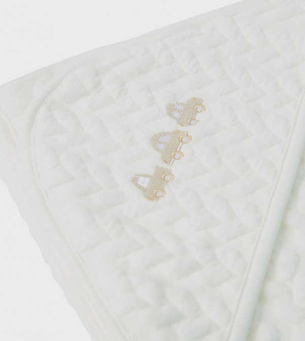 BABIES & MORE  Baby Essentials - White Blankets, Quilts & Wraps