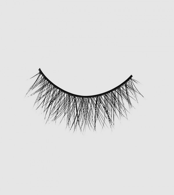 Nina Ubhi  - Multi False Eyelashes
