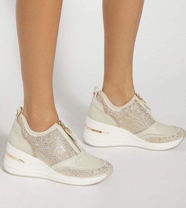 ديون لندن  Slip-Ons - كريمي  سهل الارتداء