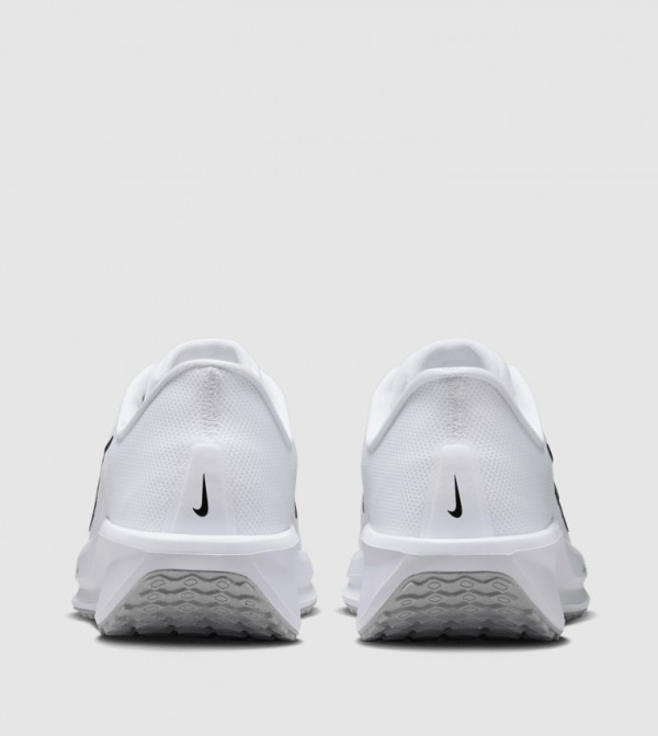 Nike Nike - White Running Shoes