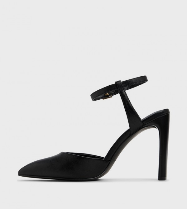 Call it Spring Shoes - Black Pumps