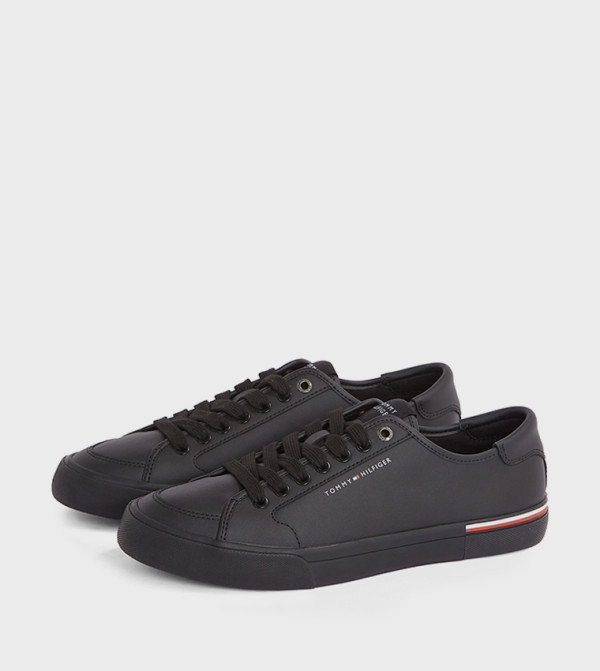 Tommy Hilfiger  - Black Low Top