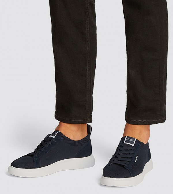 تومي هيلفيغر أحذية سنيكرز - كحلي أحذية برقبة منخفضة