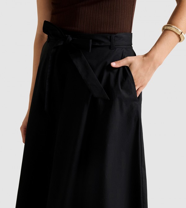 Forever New  Clothing - Black Midi Skirts
