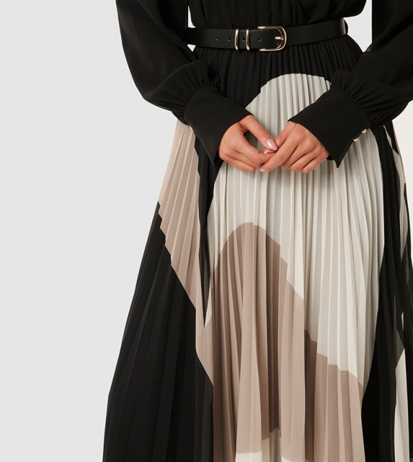 Forever New Forever New - Black Casual Dresses