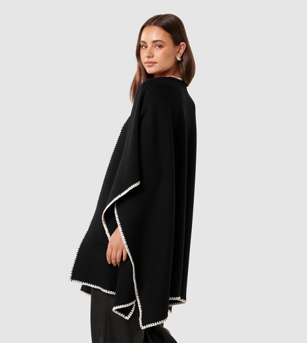 Forever New Forever New - Black Round Neck Sweaters