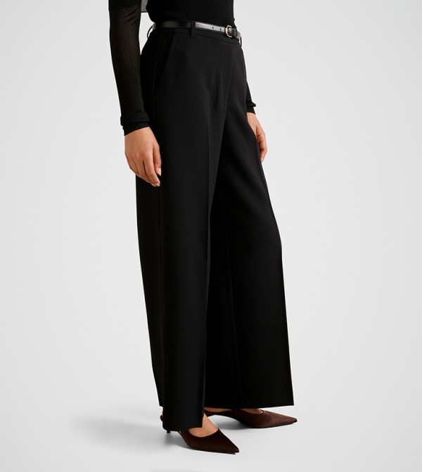 Forever New Pants & Leggings - Black Casual Pants