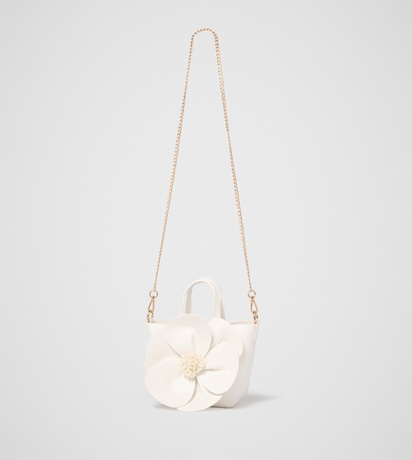 Forever New  - White Shoulder bags