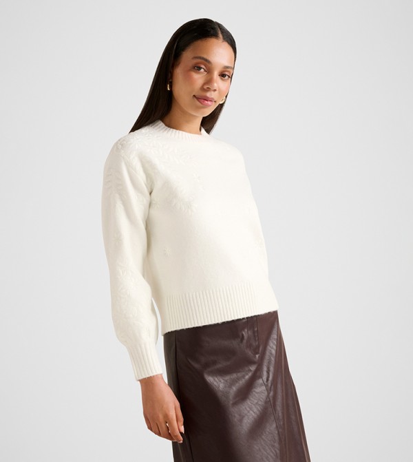 Forever New Forever New - White Round Neck Sweaters