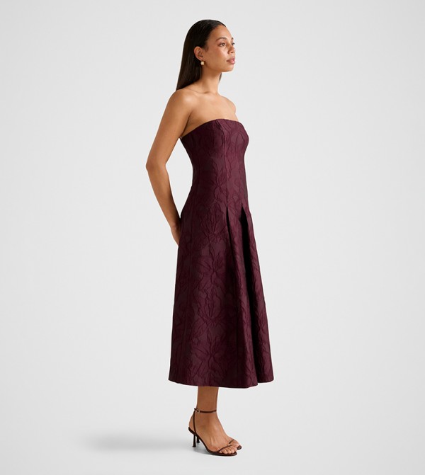 فوريفر نيو  فساتين - أحمر Midi Dresses