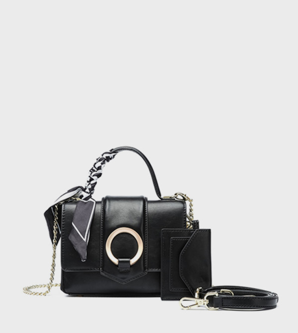 Fyor - Black Handheld Bags