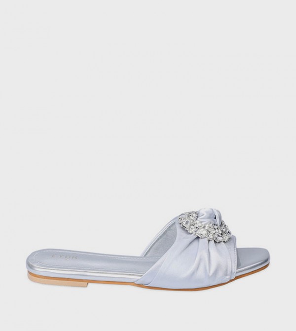 فيور  - فضي Flat Sandals