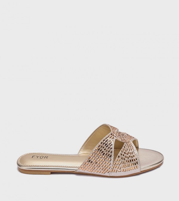 فيور  - ذهبي Flat Sandals