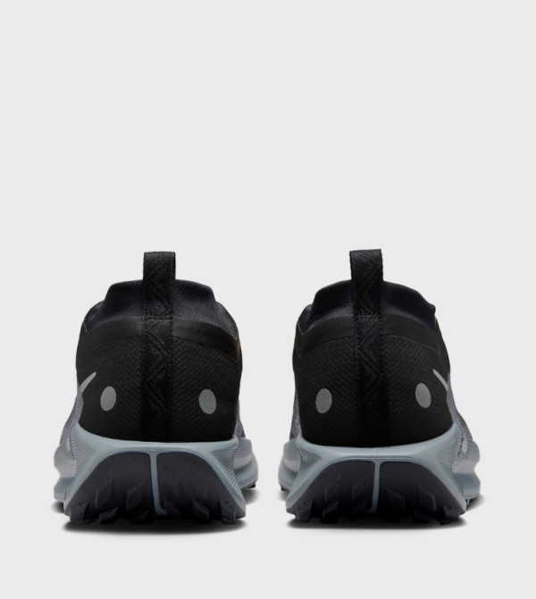 Nike  Shoes - Black Running Shoes