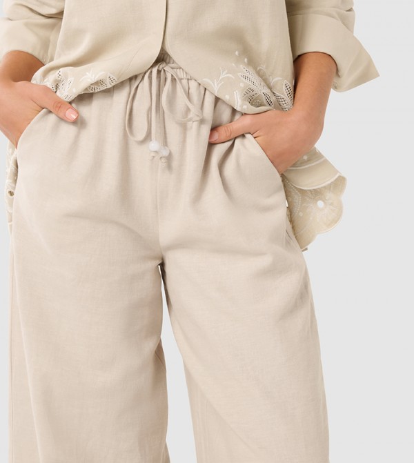 Forever New Forever New - Beige Casual Pants