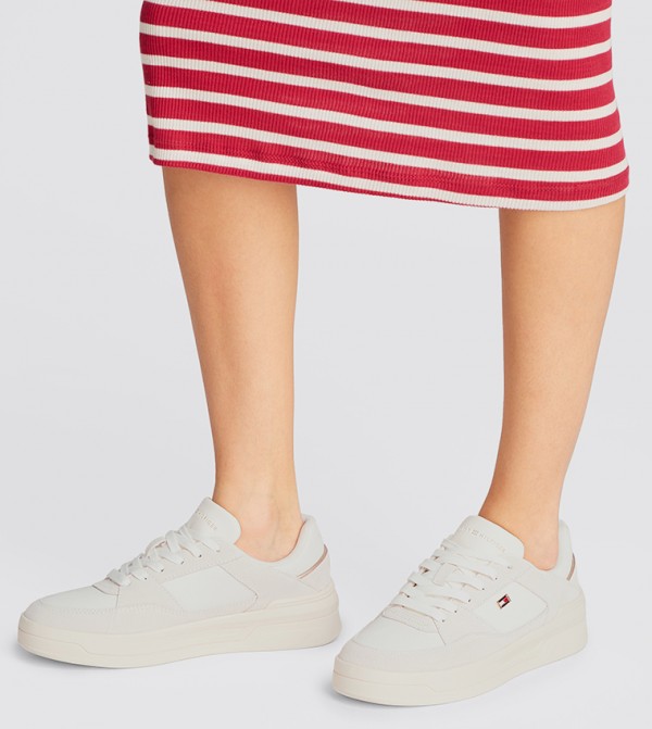 Tommy Hilfiger  - Beige Low Top