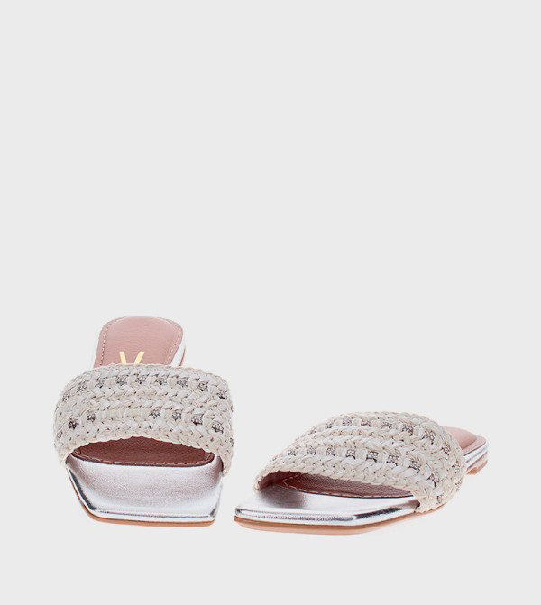 فيزانو فيزانو - أوف وايت  الصنادل المسطحة