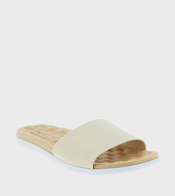 بيرا ريو - بيج Flat Sandals