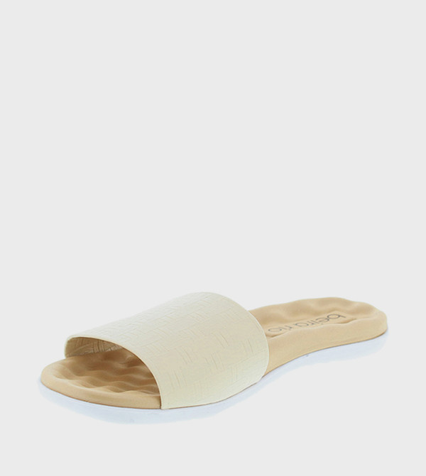 بيرا ريو - بيج Flat Sandals