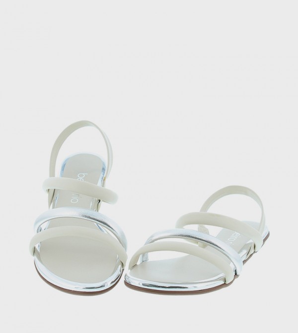 بيرا ريو بيرا ريو - أوف وايت  Flat Sandals