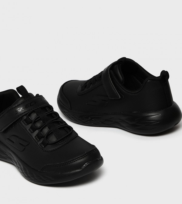 Skechers Sportswear - Black Low Top