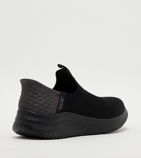 Skechers Skechers - Black Casual Slip-On's