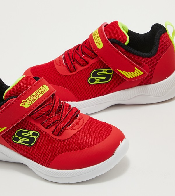 سكيتشرز سكيتشرز - أحمر  أحذية برقبة منخفضة