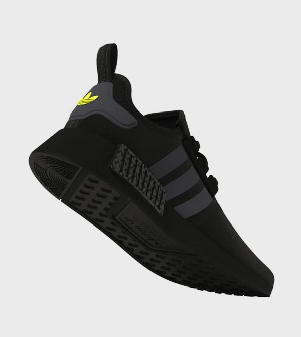 اديداس اديداس - أسود أحذية برقبة منخفضة