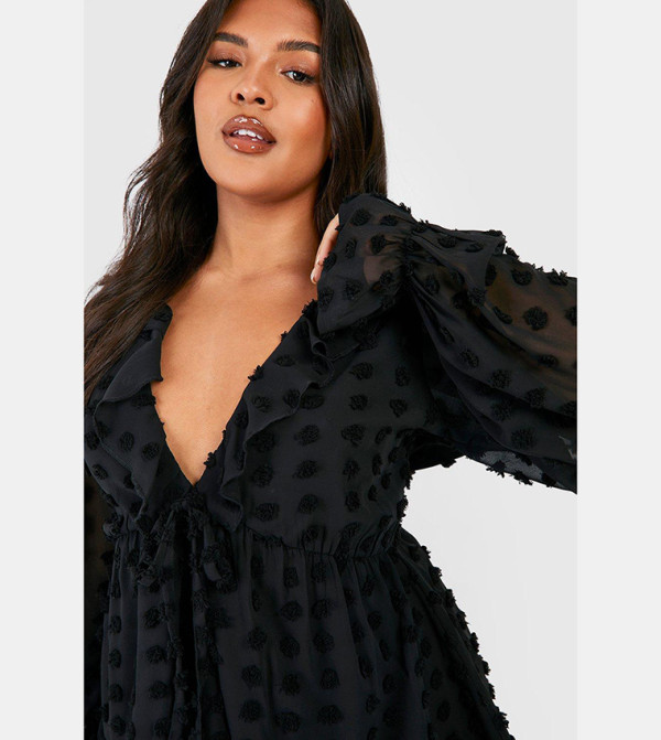 boohoo Plus Size - Black Tops & T-shirts