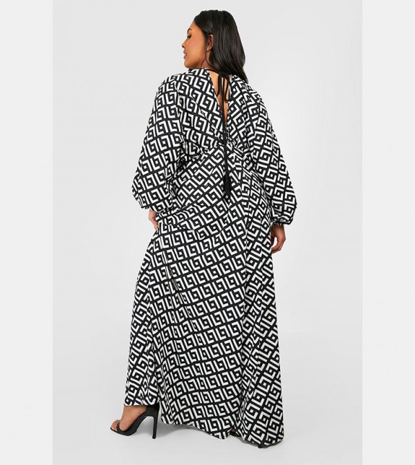 boohoo  Dresses - Black Dresses