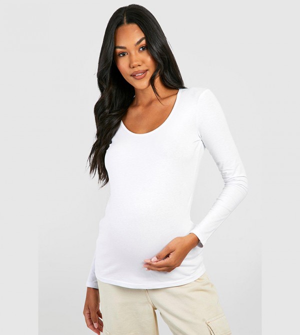 boohoo  Maternity Clothing - White Tops & T-shirts