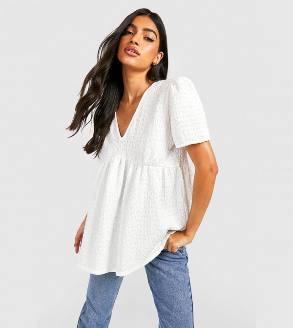 boohoo  Maternity Clothing - White Tops & T-shirts