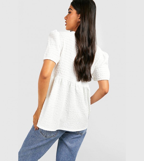 boohoo  Maternity Clothing - White Tops & T-shirts