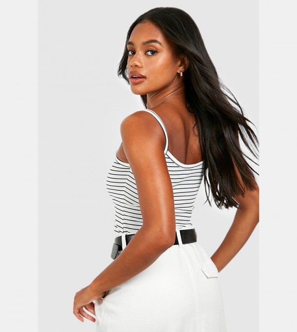 بوهو - اوتليت  بلوزات - أبيض Casual Tops