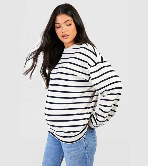 boohoo  Maternity Clothing - Black Tops & T-shirts